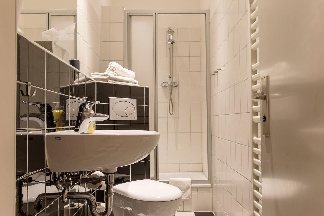 Apartment Kopen Lessing Charlotte Mauerpark Берлин Екстериор снимка